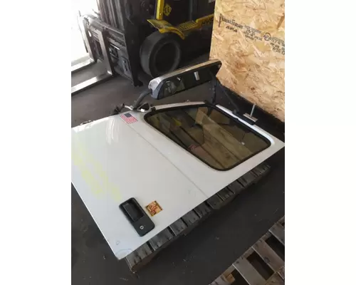 VOLVO VNM 1999-2020 DOOR ASSEMBLY, FRONT