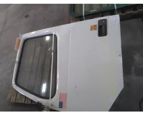 VOLVO VNM 1999-2020 DOOR ASSEMBLY, FRONT