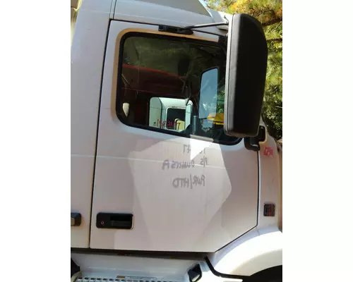 VOLVO VNM 1999-2020 DOOR ASSEMBLY, FRONT