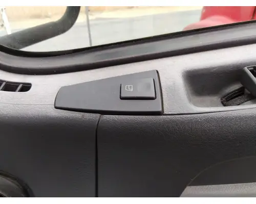 VOLVO VNM 1999-2020 DOOR ASSEMBLY, FRONT