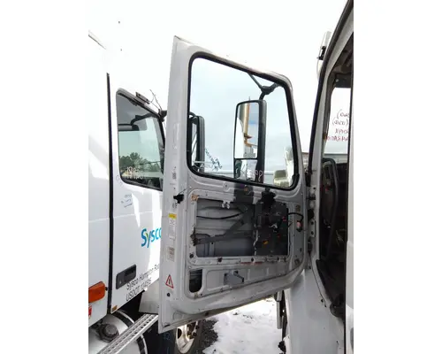 VOLVO VNM 1999-2020 DOOR ASSEMBLY, FRONT