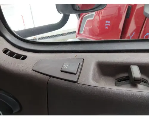 VOLVO VNM 1999-2020 DOOR ASSEMBLY, FRONT