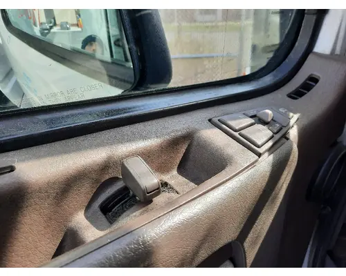 VOLVO VNM 1999-2020 DOOR ASSEMBLY, FRONT