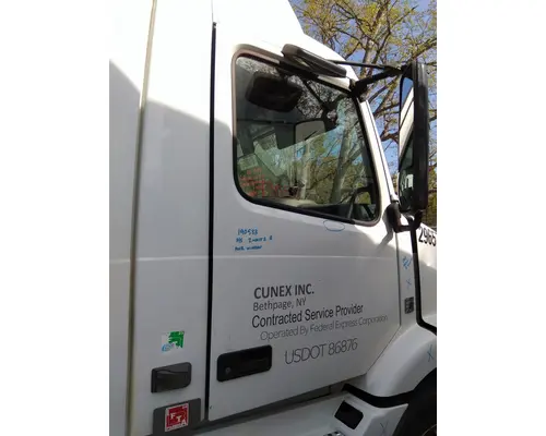 VOLVO VNM 1999-2020 DOOR ASSEMBLY, FRONT