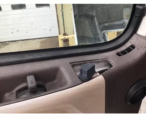 VOLVO VNM 1999-2020 DOOR ASSEMBLY, FRONT