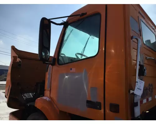 VOLVO VNM 1999-2020 DOOR ASSEMBLY, FRONT