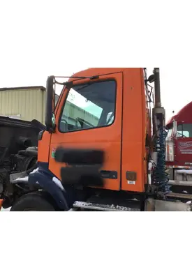 VOLVO VNM 1999-2020 DOOR ASSEMBLY, FRONT