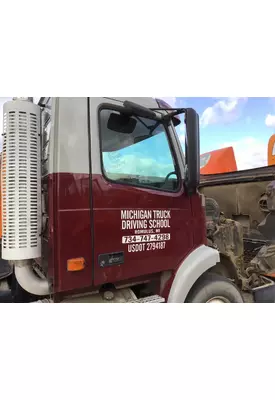 VOLVO VNM 1999-2020 DOOR ASSEMBLY, FRONT