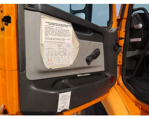 VOLVO VNM 1999-2020 DOOR ASSEMBLY, FRONT