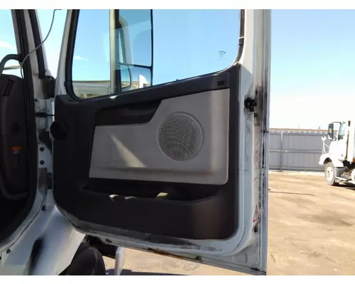 VOLVO VNM 1999-2020 DOOR ASSEMBLY, FRONT