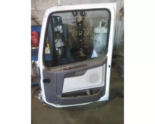 VOLVO VNM 1999-2020 DOOR ASSEMBLY, FRONT