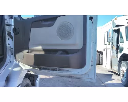 VOLVO VNM 1999-2020 DOOR ASSEMBLY, FRONT