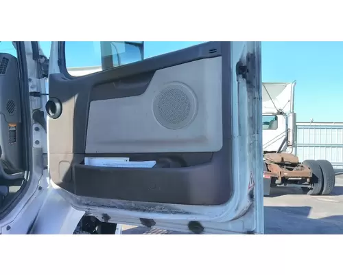 VOLVO VNM 1999-2020 DOOR ASSEMBLY, FRONT