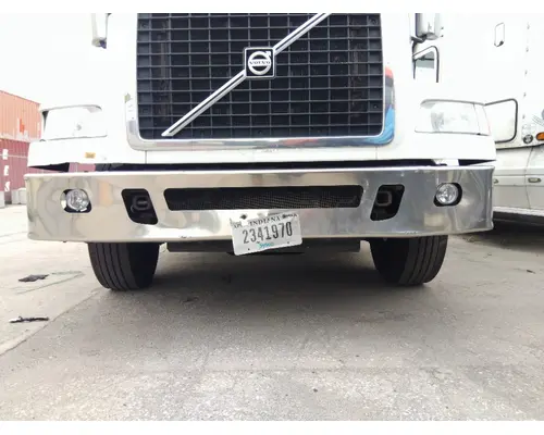 VOLVO VNM 2004-2017 BUMPER ASSEMBLY, FRONT