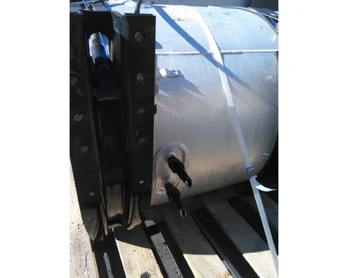 VOLVO VNM 2004-2020 FUEL TANK