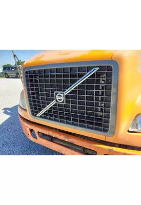 VOLVO VNM 2004-2020 GRILLE