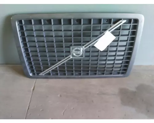 VOLVO VNM 2004-2020 GRILLE
