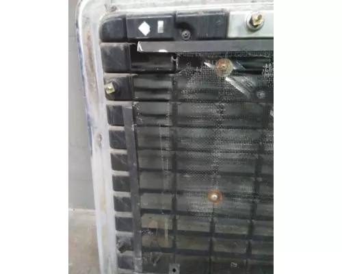 VOLVO VNM 2004-2020 GRILLE