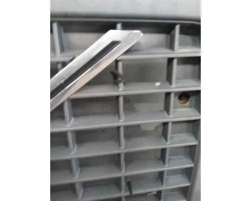 VOLVO VNM 2004-2020 GRILLE