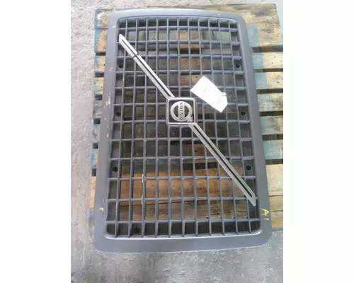 VOLVO VNM 2004-2020 GRILLE
