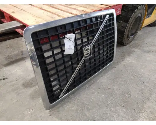 VOLVO VNM 2004-2020 GRILLE