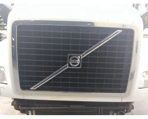 VOLVO VNM 2004-2020 GRILLE