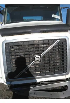 VOLVO VNM 2004-2020 GRILLE