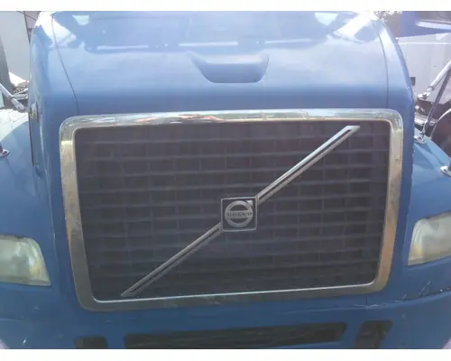VOLVO VNM 2004-2020 GRILLE
