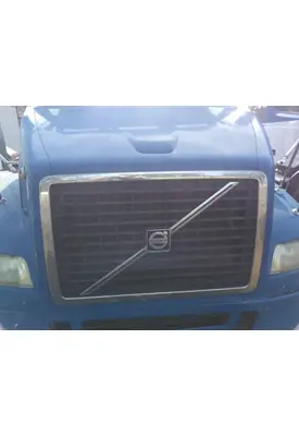 VOLVO VNM 2004-2020 GRILLE
