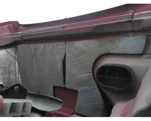 VOLVO VNM 2004-2020 HOOD