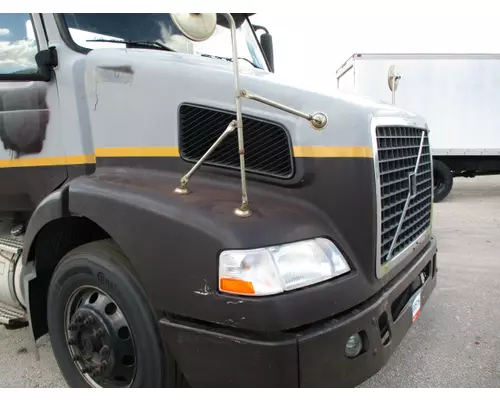 VOLVO VNM 2004-2020 HOOD
