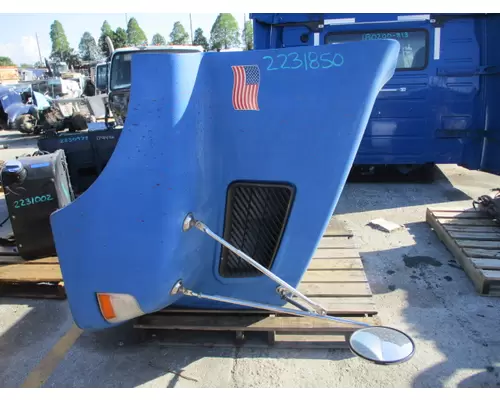 VOLVO VNM 2004-2020 HOOD