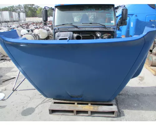 VOLVO VNM 2004-2020 HOOD