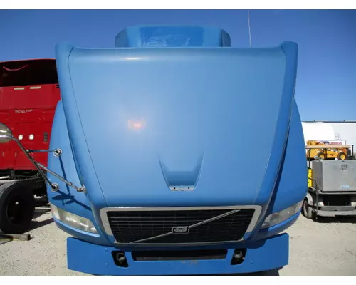 VOLVO VNM 2004-2020 HOOD