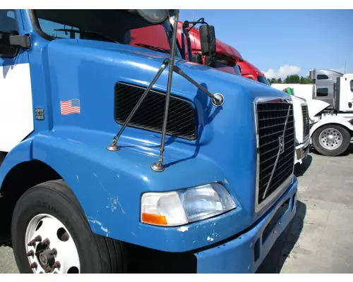 VOLVO VNM 2004-2020 HOOD