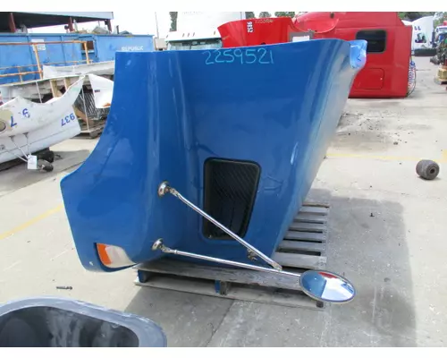 VOLVO VNM 2004-2020 HOOD