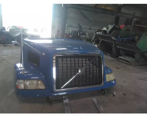 VOLVO VNM 2004-2020 HOOD