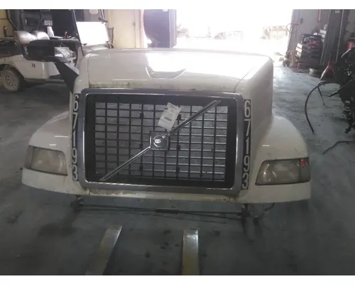 VOLVO VNM 2004-2020 HOOD