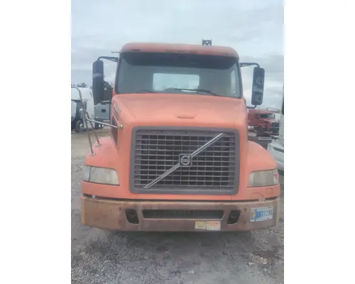 VOLVO VNM 2004-2020 HOOD