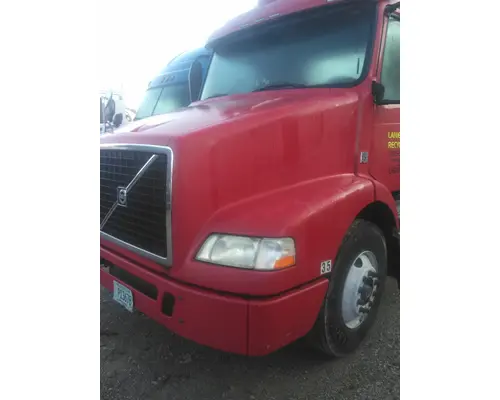 VOLVO VNM 2004-2020 HOOD