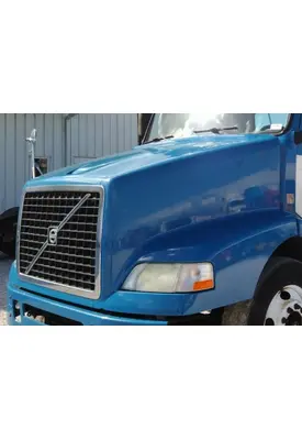 VOLVO VNM 2004-2020 HOOD
