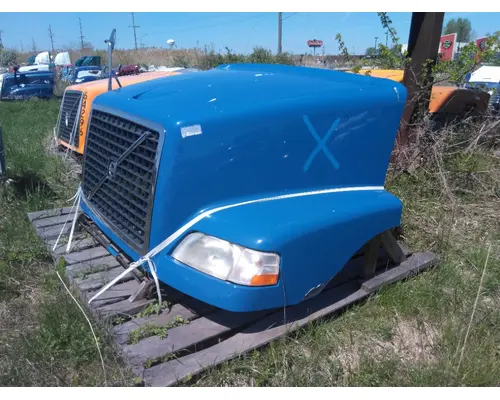 VOLVO VNM 2004-2020 HOOD