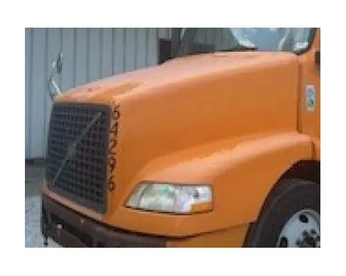 VOLVO VNM 2004-2020 HOOD