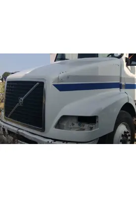 VOLVO VNM 2004-2020 HOOD