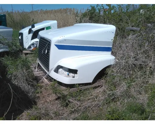 VOLVO VNM 2004-2020 HOOD