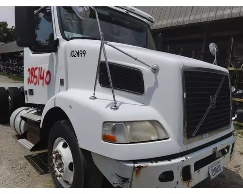 VOLVO VNM 2004-2020 HOOD
