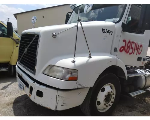 VOLVO VNM 2004-2020 HOOD