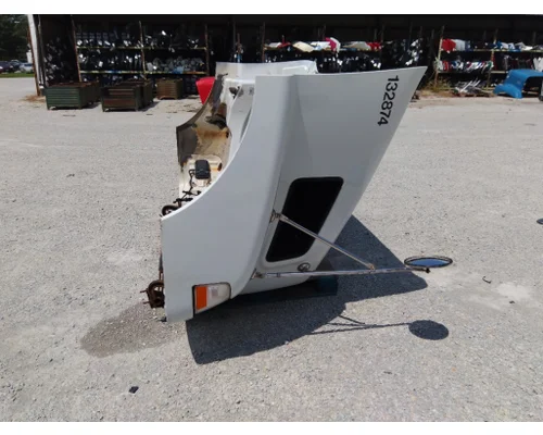 VOLVO VNM 2004-2020 HOOD