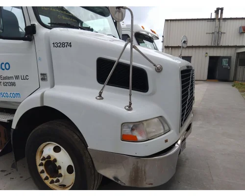 VOLVO VNM 2004-2020 HOOD