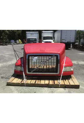 VOLVO VNM 2004-2020 HOOD